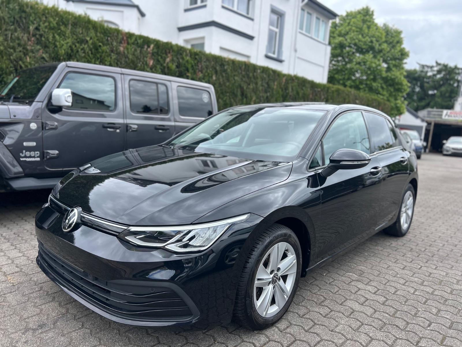 Volkswagen Golf VIII Lim. Life