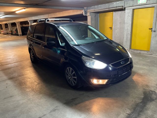 Ford Galaxy Ghia 7 Sitze,Automatik,Pano,Leder