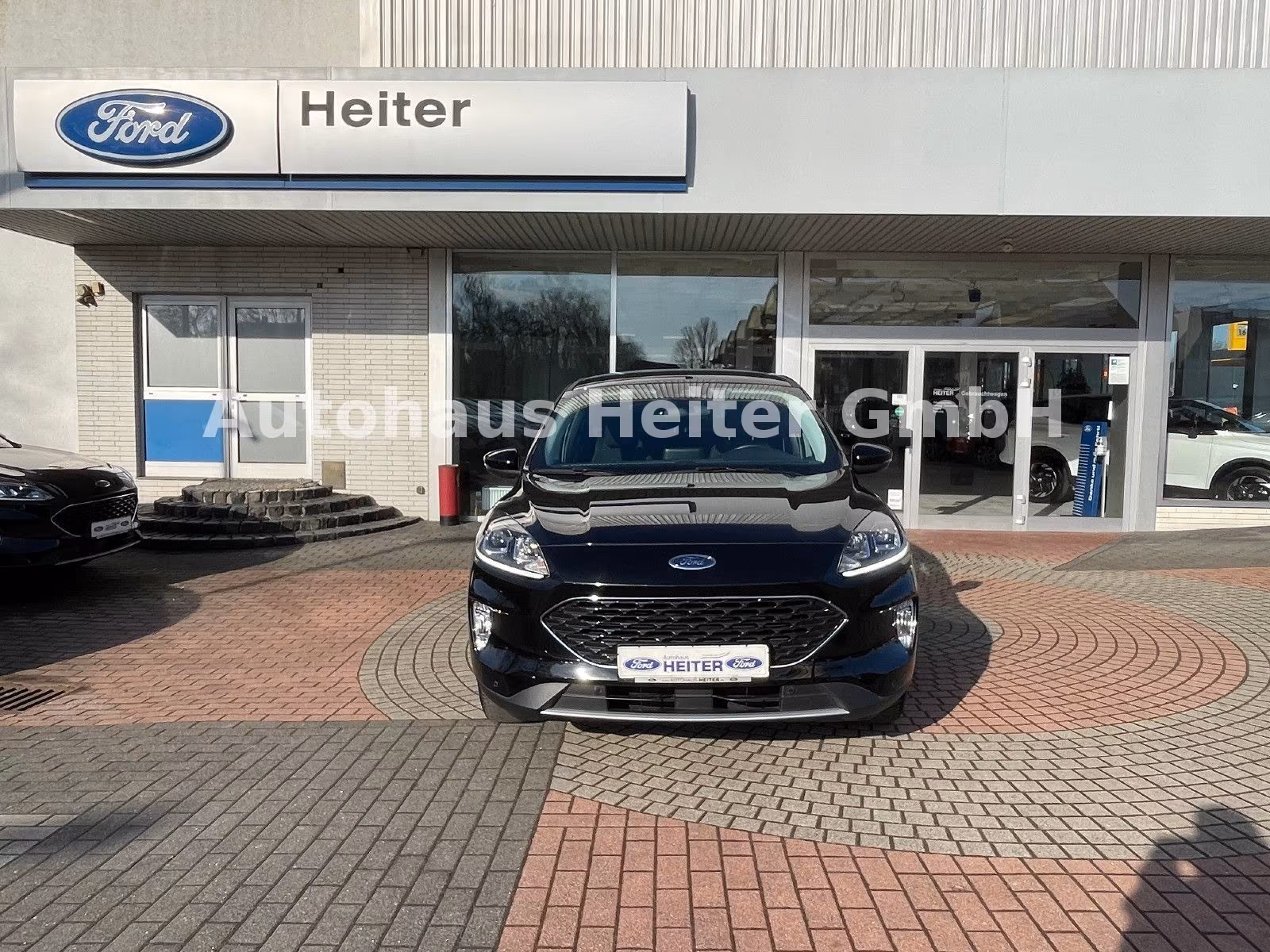 Ford Kuga 1.5 Cool & Connect / Tempomat+Navi