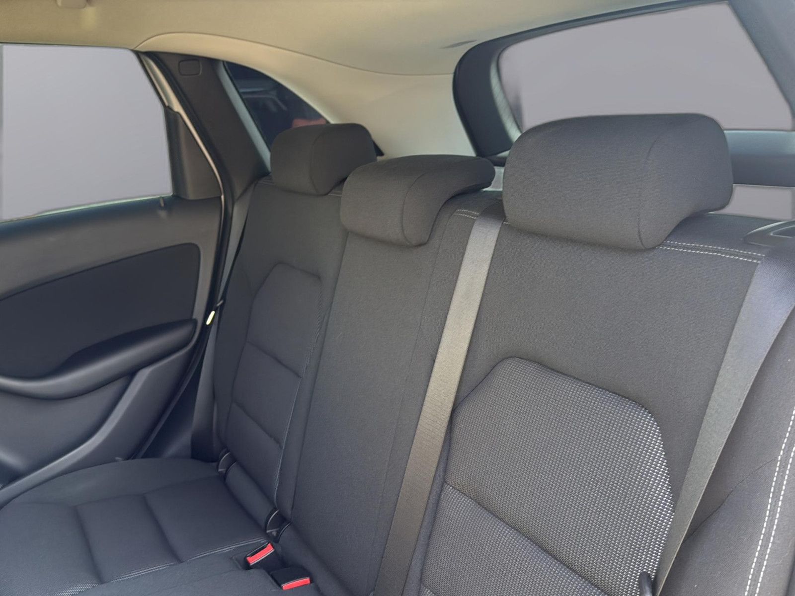 Fahrzeugabbildung Mercedes-Benz B 180 im Kundenauftr./ Top gepflegt