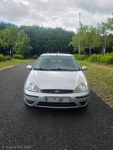 Ford Verkaufe Ford Focus 1,6 TÜV Neu!! - Ford Focus aus 2004: 1.6