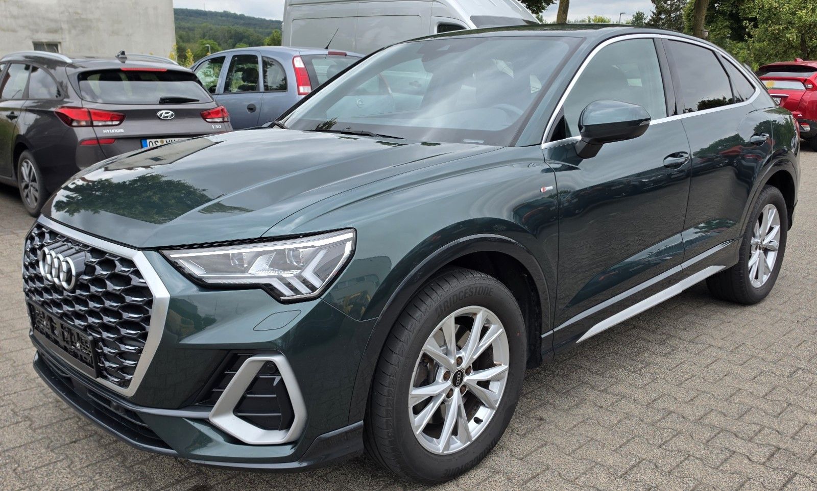 Audi Q3 Sportback 40 TDI quattro 2xS line  Matrix imagem 2