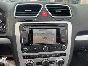 Volkswagen Eos 1.4 TSI Sport & Style BlueMotion Cabrio NAVI – Bild 8
