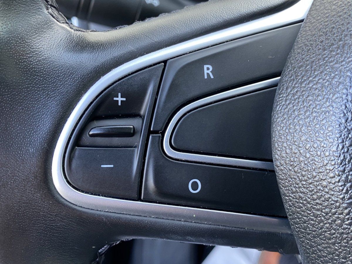 Fahrzeugabbildung Renault Talisman Grandtour  1,6 dCi Intens LED Panoramad