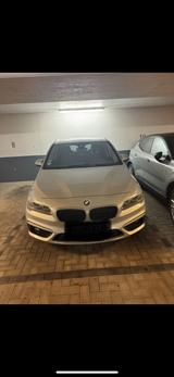 BMW Top gepflegter BMW 2er Active Tourer  Pan... - BMW 220 Active Tourer von privat