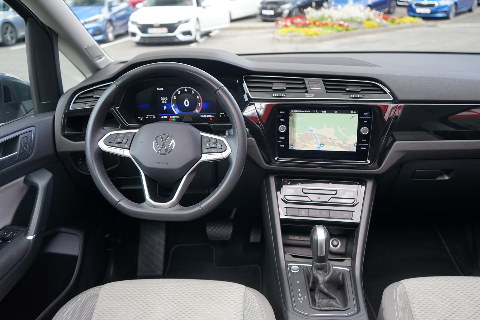 Volkswagen Touran 1.5 TSI LED Navi ACC DAB Totwinkel Kamera, миниатюра 11