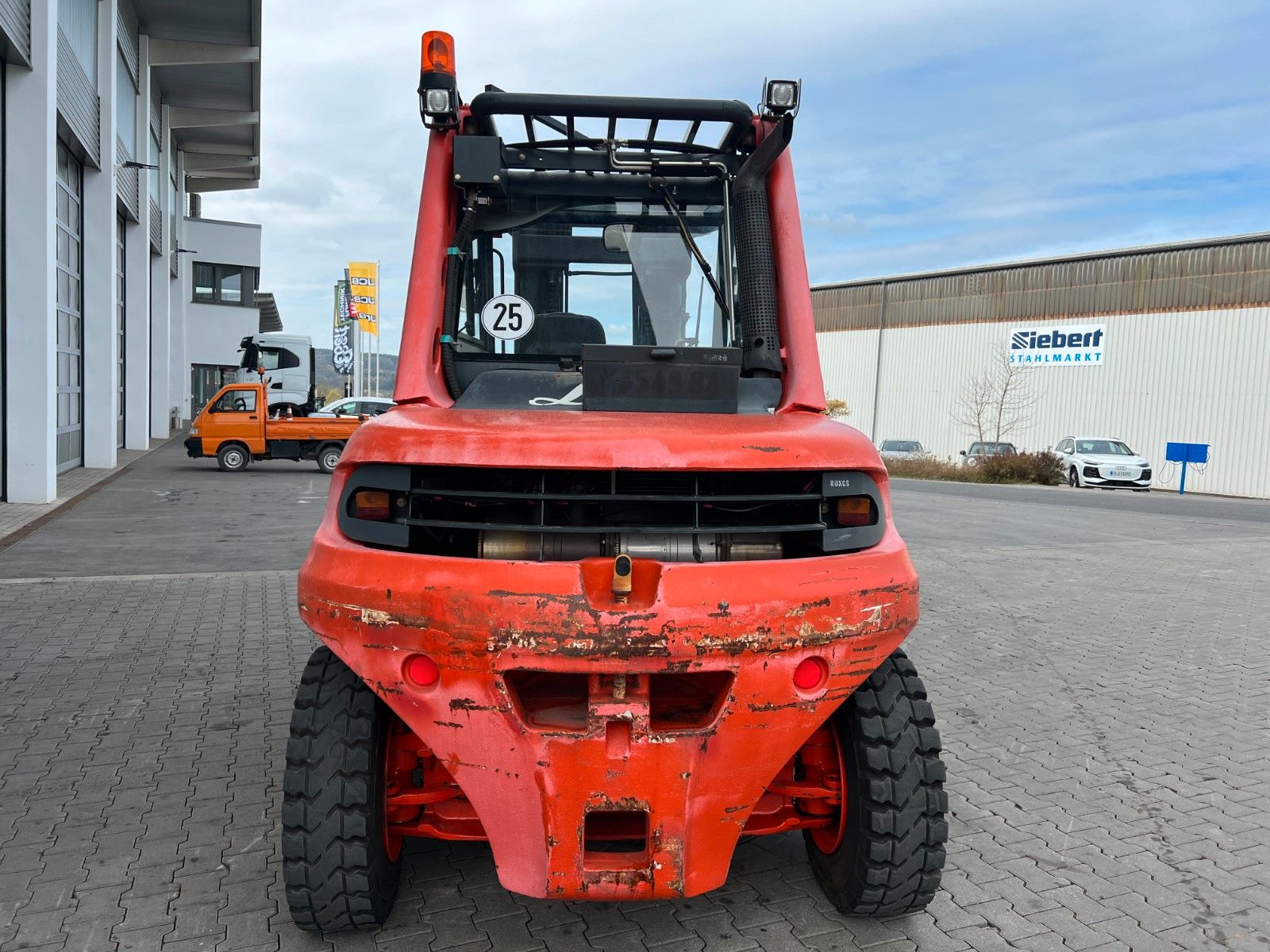 Fahrzeugabbildung Linde H80D-03 /900 / 4,5m / 4.043h / Verstellgerät SS