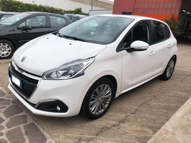 Peugeot 208 PureTech 82 5 porte Access