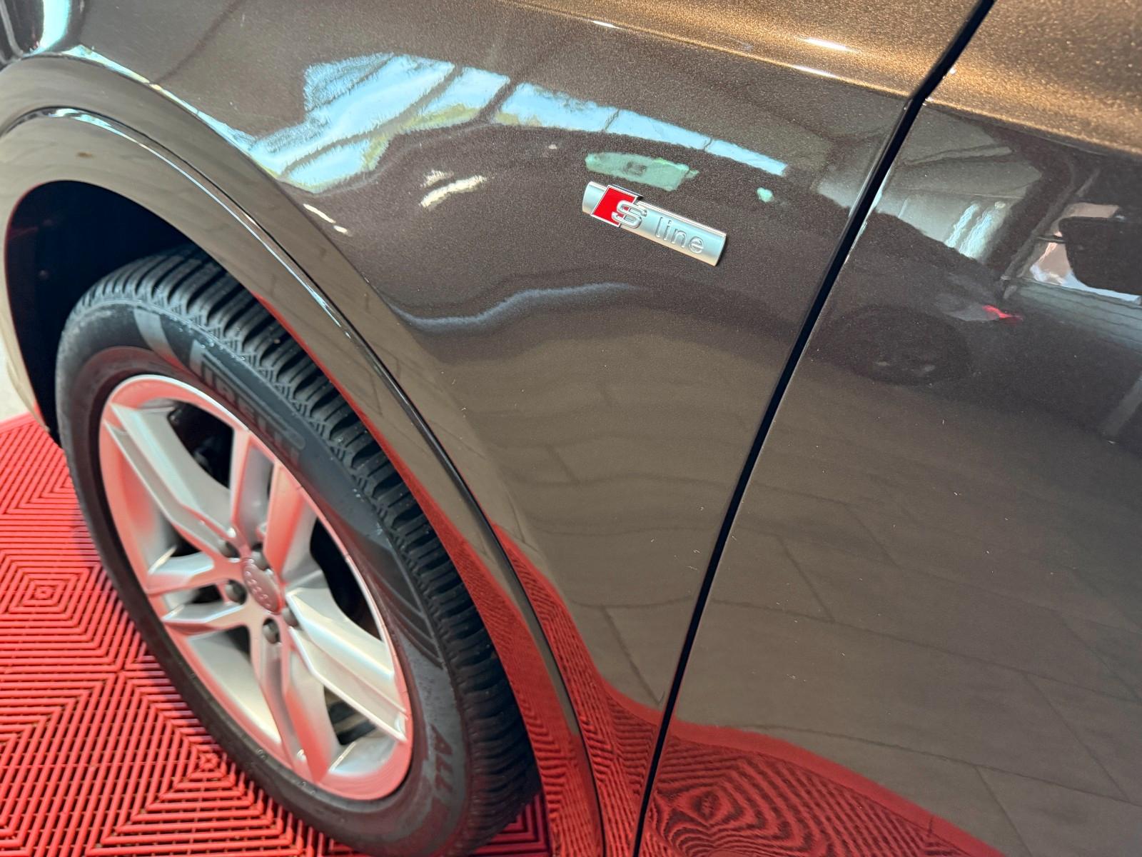 Audi Q3  S Line Sport  LED AHK  Navi