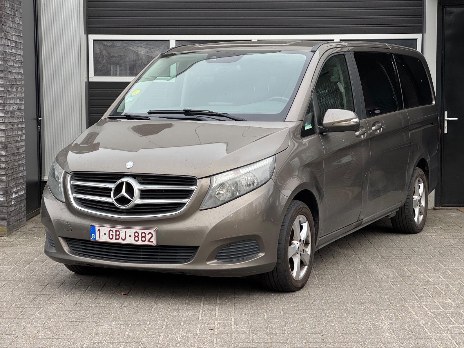 Mercedes-Benz V220 CDI lang DC Camera