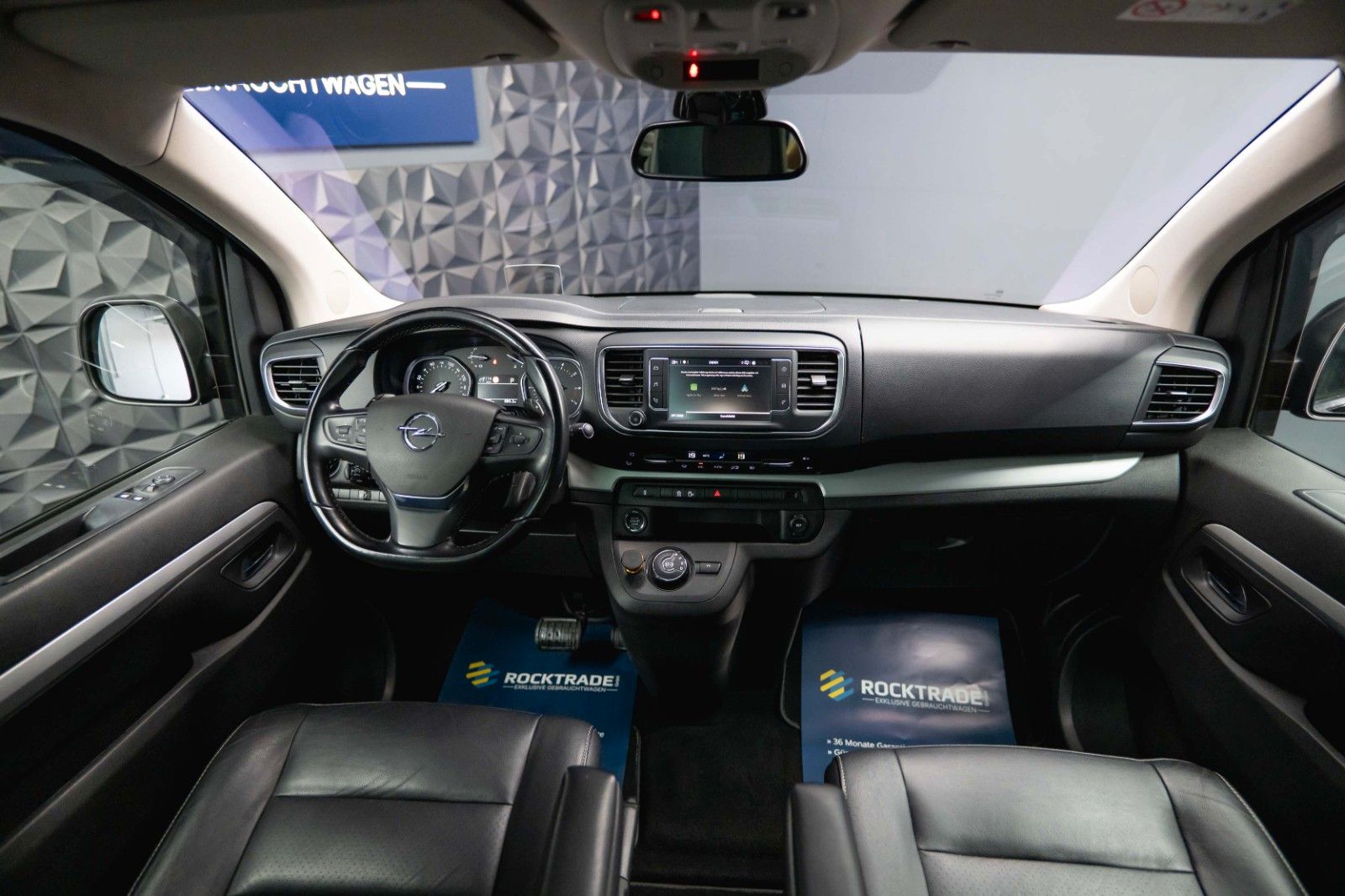 Fahrzeugabbildung Opel Zafira Life Innovation L3 Black Edition *Pano*