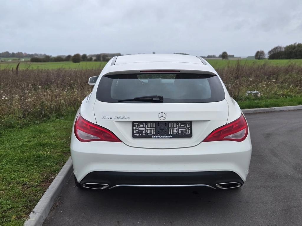Mercedes-Benz CLA 200