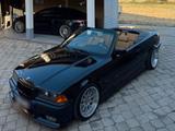 BMW Bmw e 36  320i - BMW 320: Cabrio, E36 320i