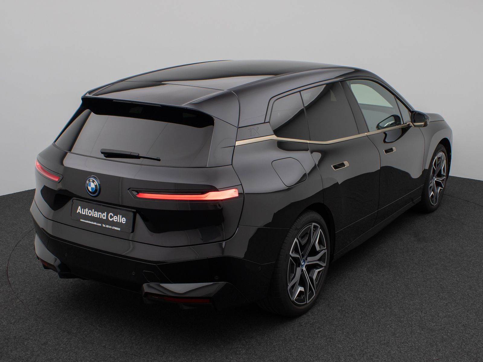 Fahrzeugabbildung BMW iX xD40 Edition Sport 360°Laser SkyLounge 22Zoll