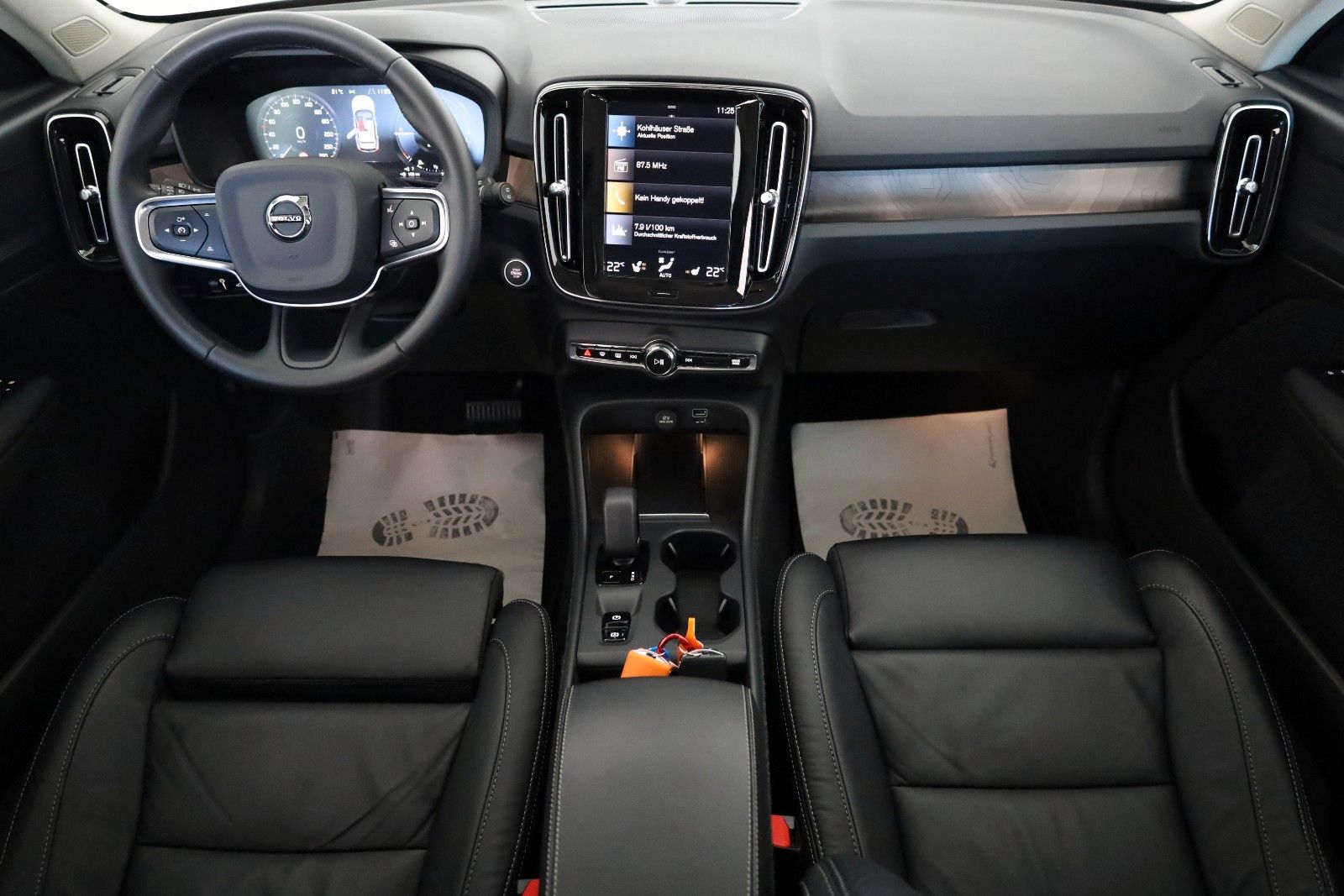 Fahrzeugabbildung Volvo XC40 Core Recharge,Leder,Navi,LED,SH,Kamera,AHK