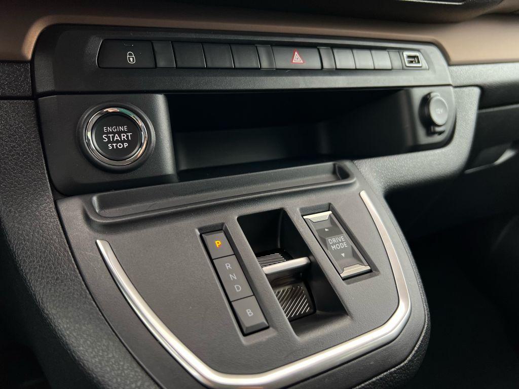 Toyota Proace Electric (75 kWh) L1 (8-Si.) Verso Team D