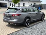 Opel Insignia B Country Tourer Basis 4x4/Exclusive/ - Opel Insignia: Country Tourer Exclusive