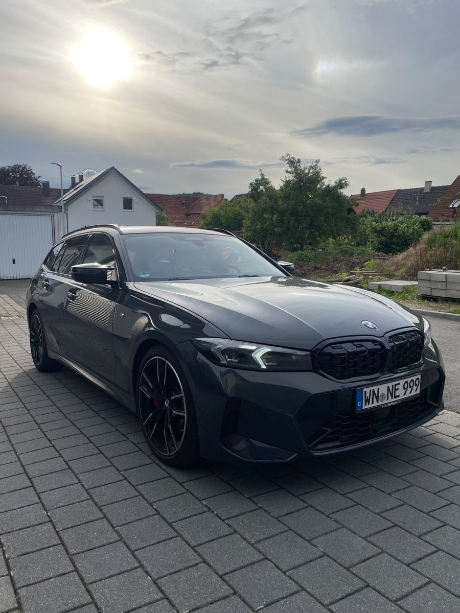 BMW M340i xDrive Touring Auto -