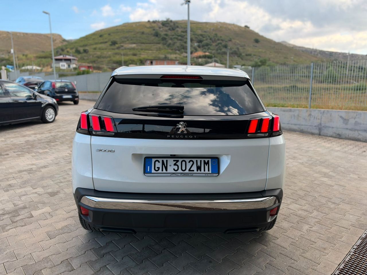 Peugeot PEUGEOT 3008 1.5 HDI 130CV ALLURE 2023 imagem 3