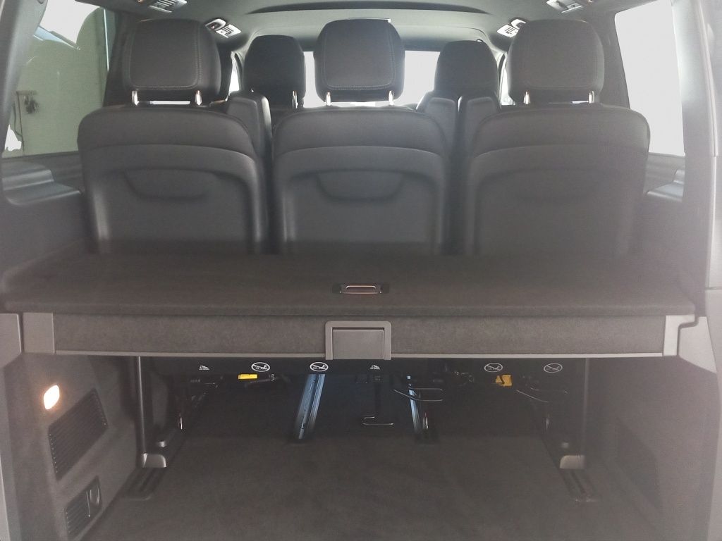 Fahrzeugabbildung Mercedes-Benz V 300 d 4MATIC AVANTGARDE Lang AHK*Leder*Navi