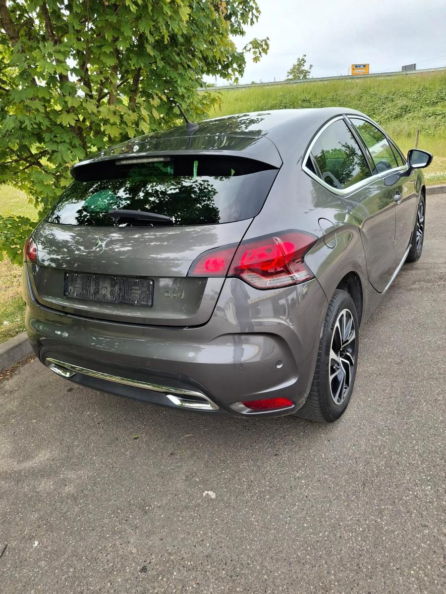 DS Automobiles DS4 Business Class BlueHDi 150 Stop&Start Bu...