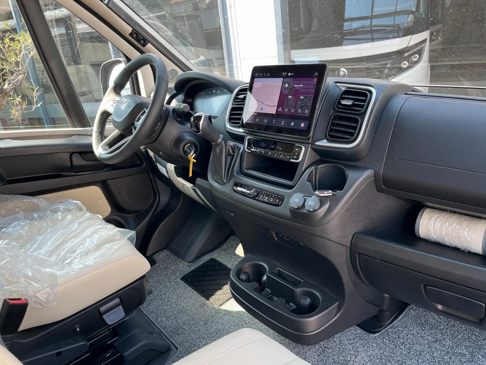 La Strada Avanti EB 180ps 8-gang Automa LED NAVI 3,5/4,25t