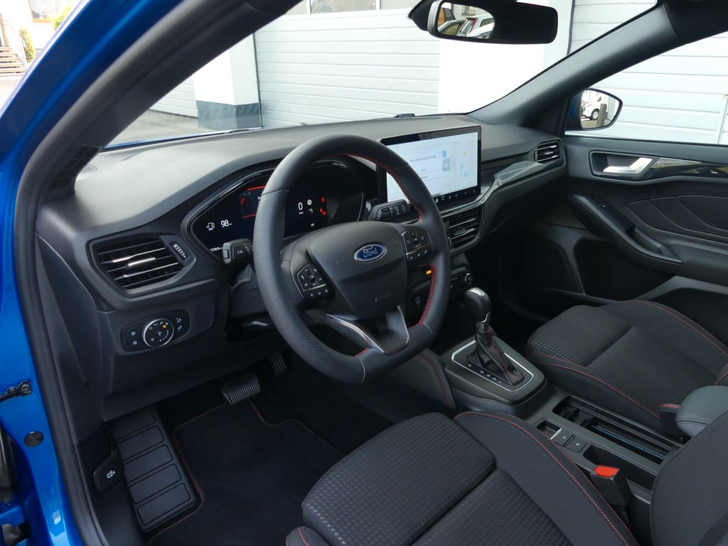 FORD Focus Lim. ST-Line X*ACC*Kamera* FORD Focus Lim. ST-Line X*ACC*Kamera*