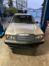 Mercedes-Benz Zu verkaufen Mercedes 190er 1.8 - Mercedes-Benz 190: 190er