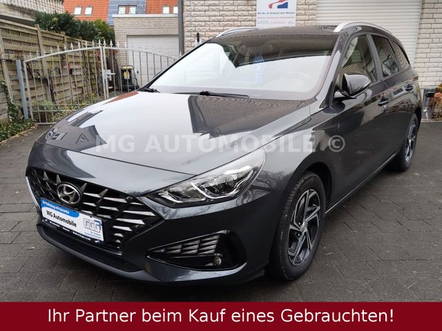 Hyundai i30 cw 1.6 CRDi  Edition30 Anhängerkupplung 1.Hd