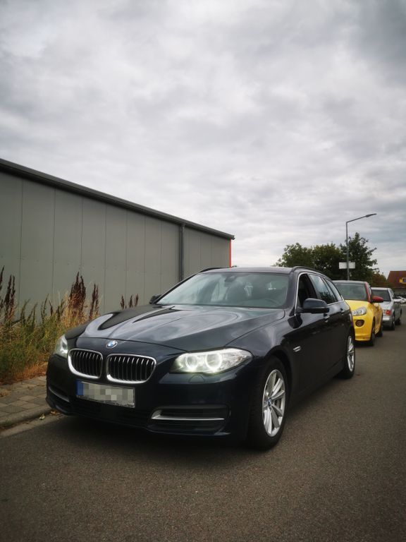 Image of BMW 530
