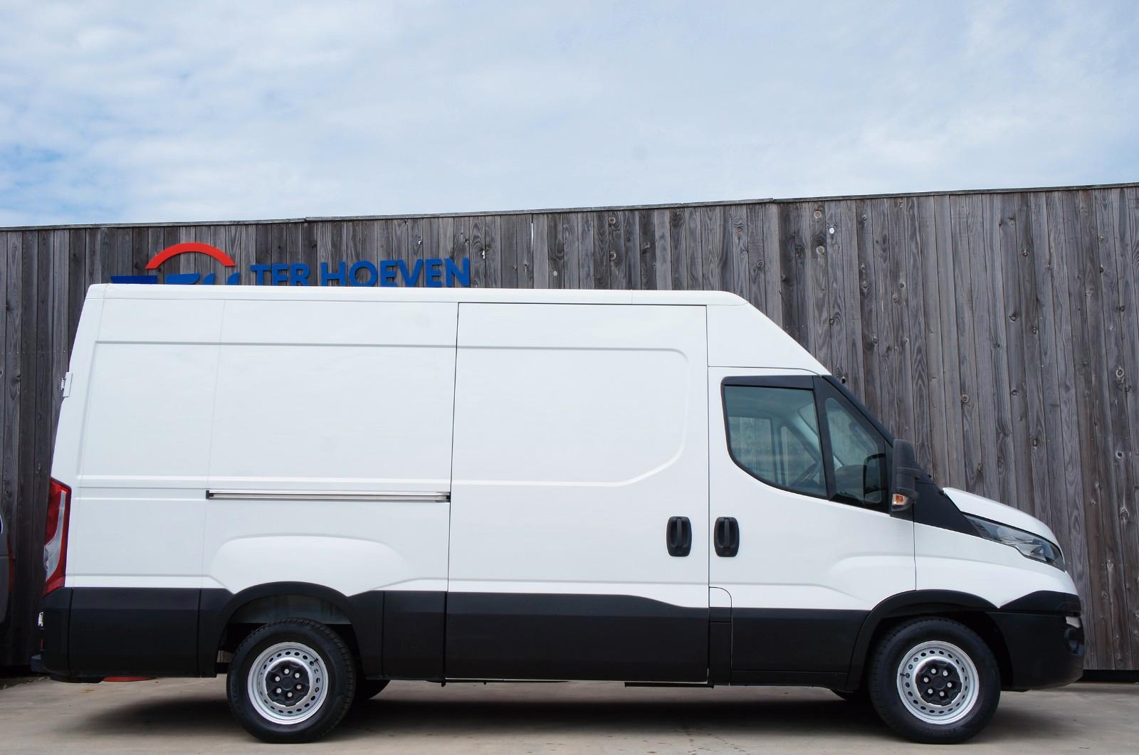 Iveco Daily 35S13 Hi-Matic 2.3 HPi L2H2