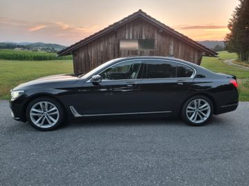BMW 730 - 2
