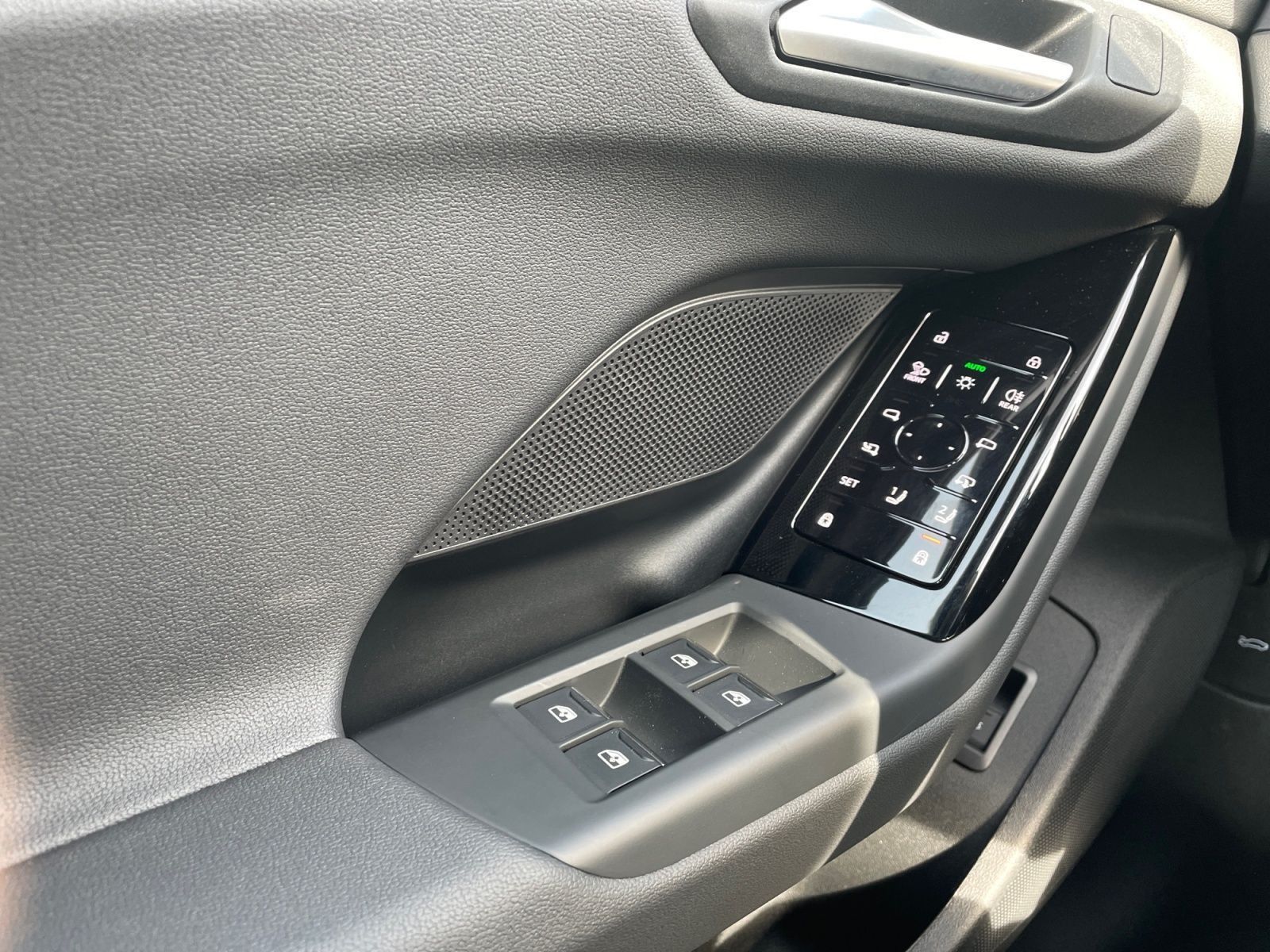 Audi A6 e-tron - Bild 16