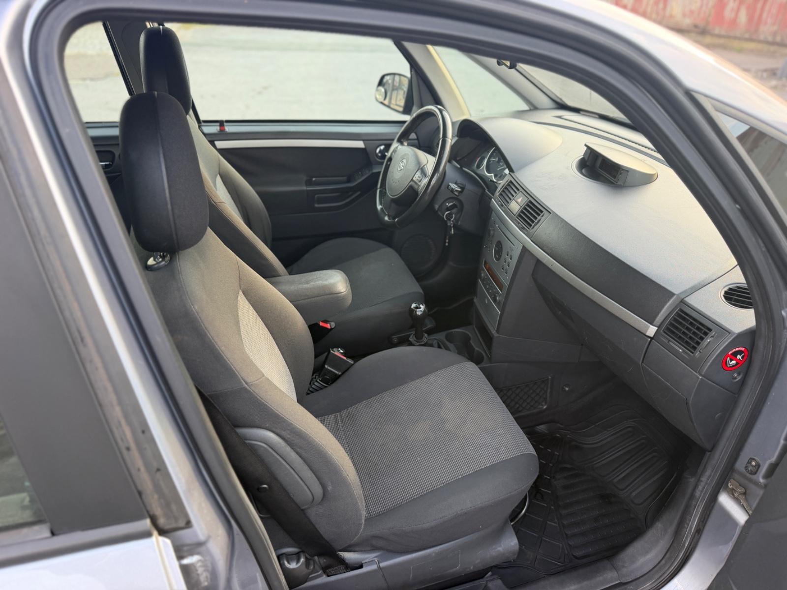 Opel Meriva 1.6 Cosmo *KLIMAAUTOMATIK*HU/AU 2027*