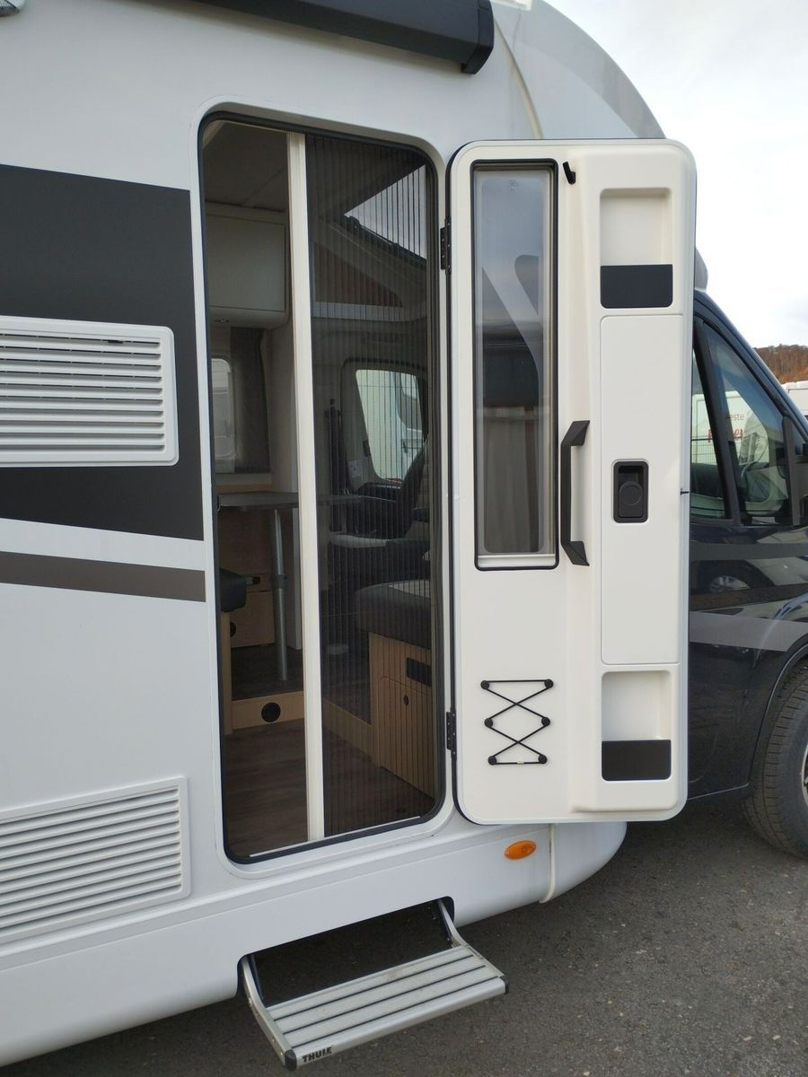 Fahrzeugabbildung Sunlight Adventure T 67S Automatik, Dörr Edition, TV