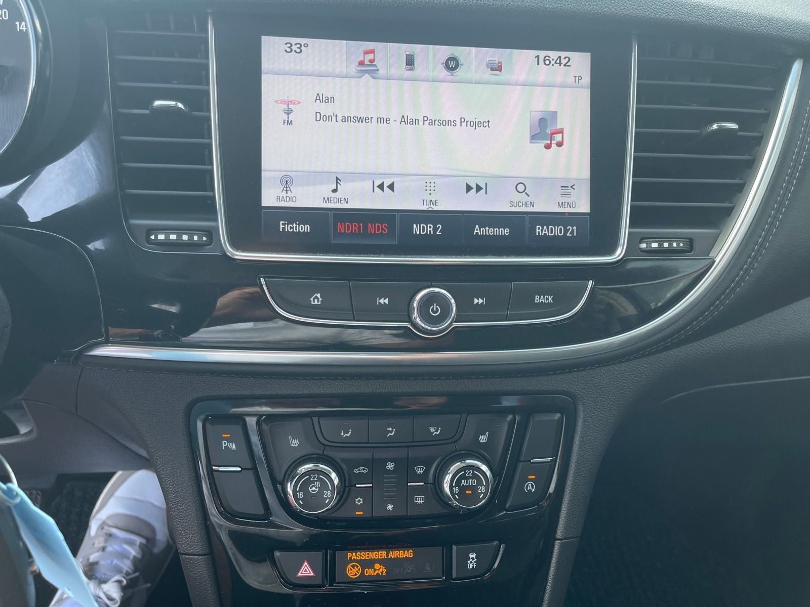 Fahrzeugabbildung Opel Mokka X  1.4 Turbo Innovation 1.Hand/Kamera/LED