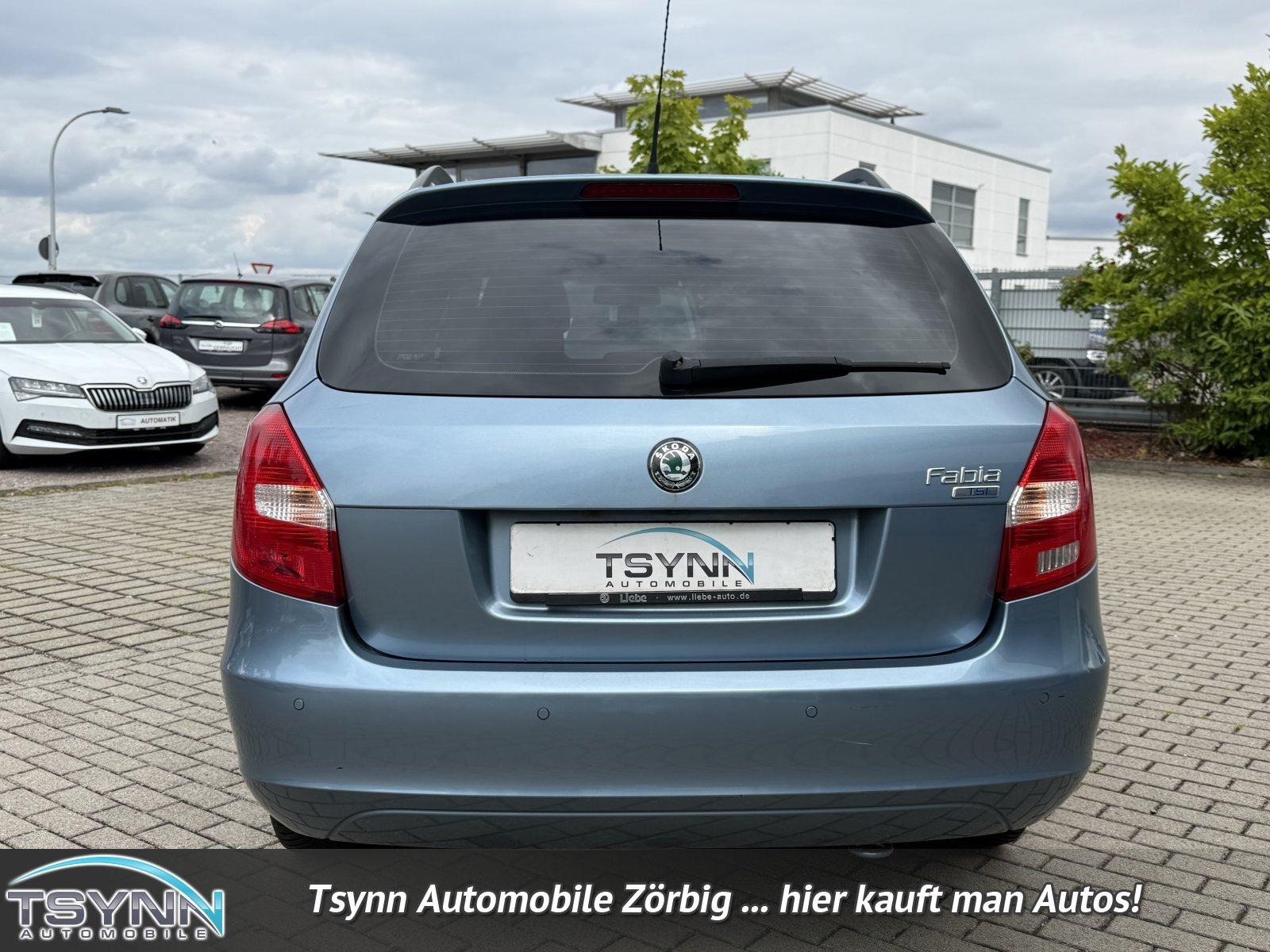 Skoda Fabia 2011 — photo 8