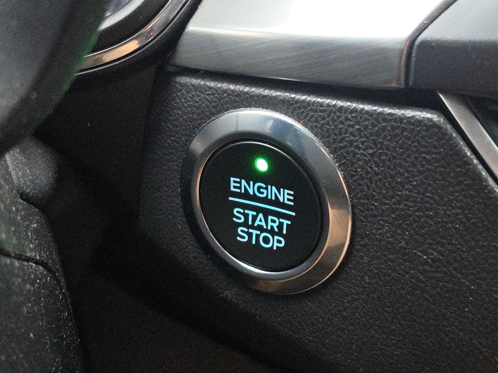 Fahrzeugabbildung Ford Focus Turnier Titanium Navi Kamera
