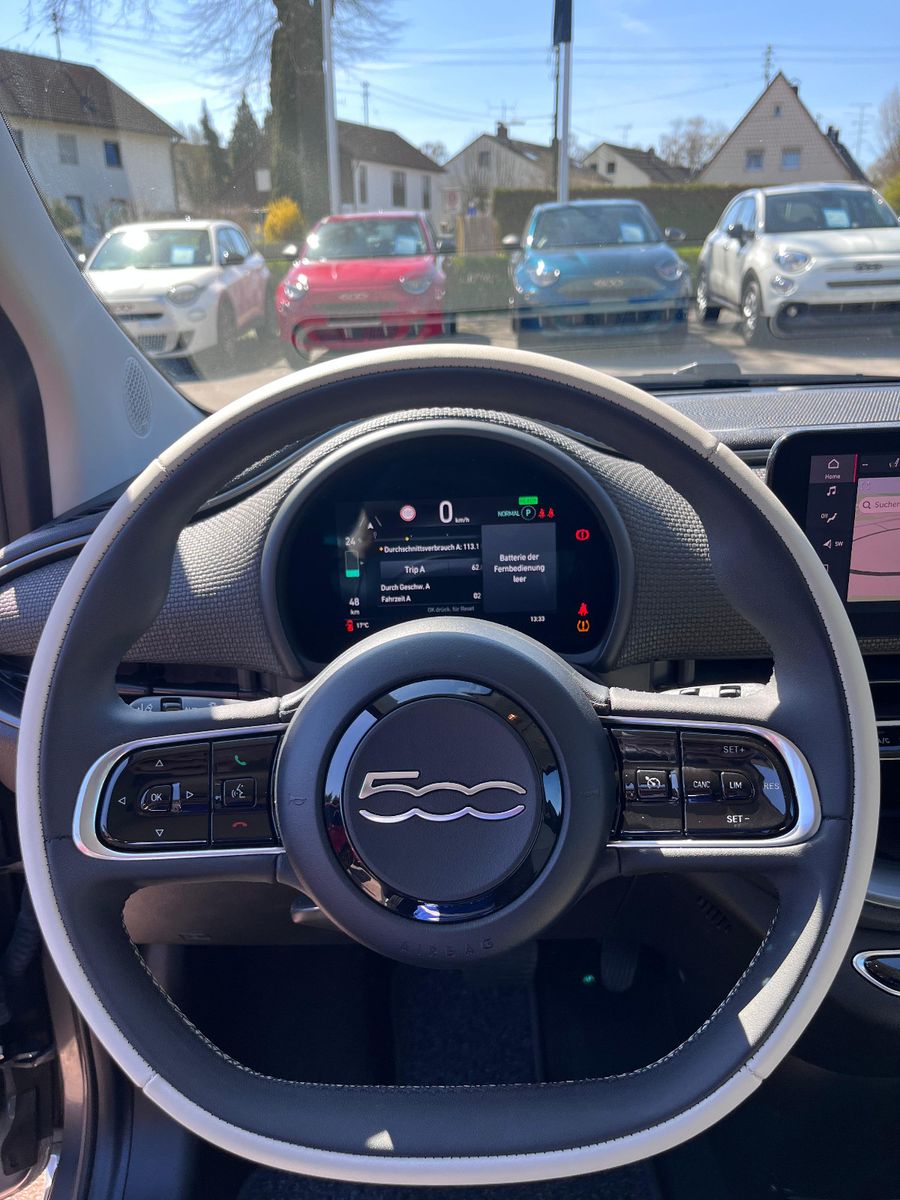 Fahrzeugabbildung Fiat 500e La Prima by Bocelli