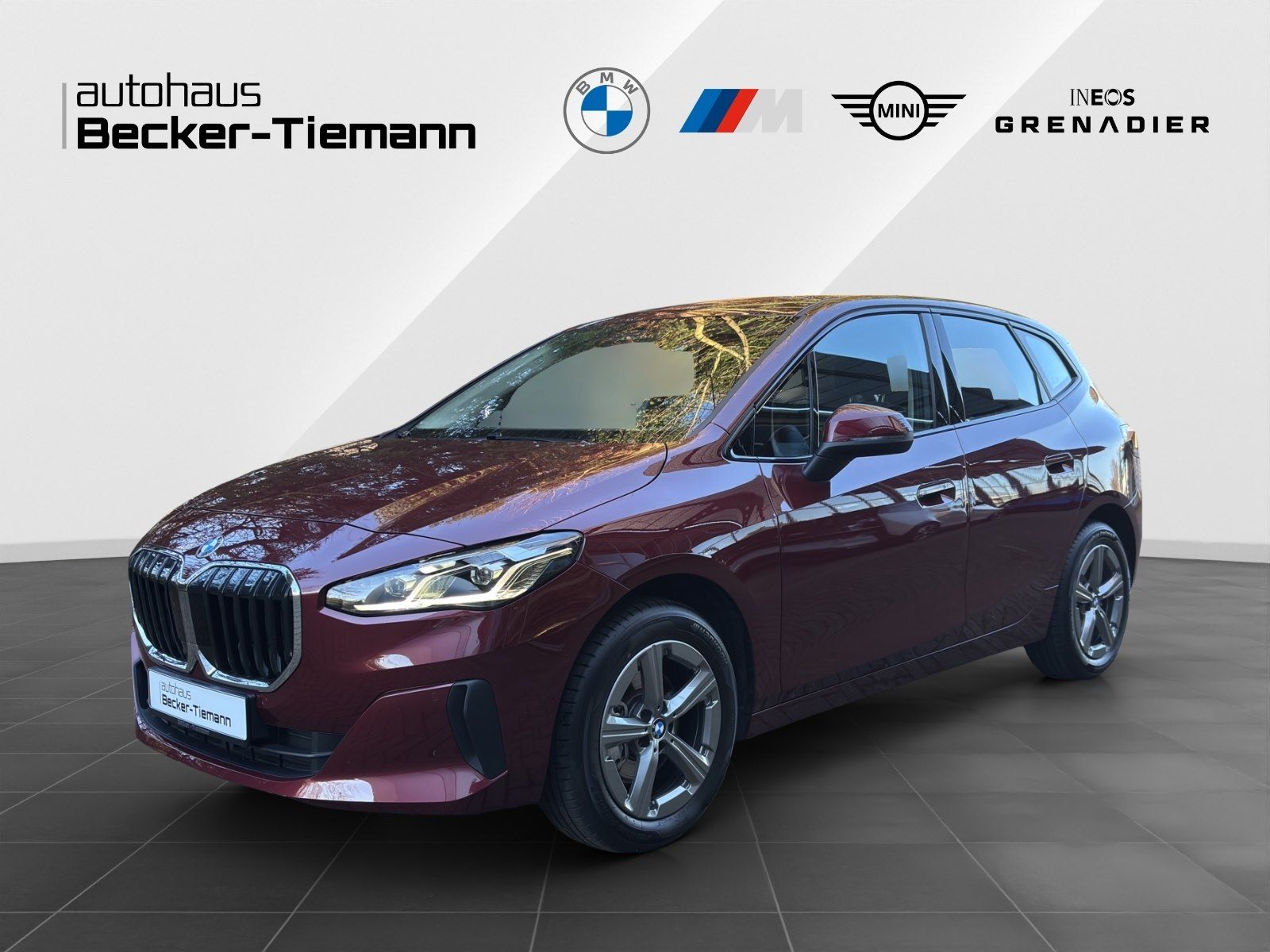 BMW 220i Act. T Garantie 05/2030 | AHK | Navi | LED 
