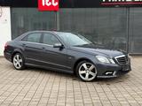 Mercedes-Benz E 200 CGI BlueEfficiency - Mercedes-Benz E 200: Blueefficiency