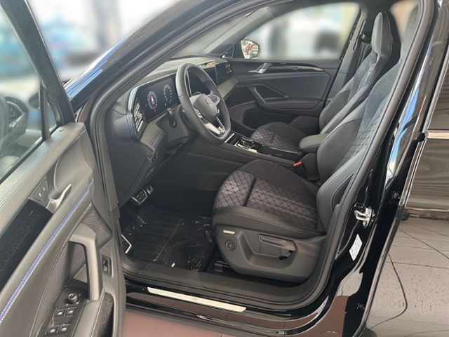 Fahrzeugabbildung Volkswagen Tiguan R-Line 1,5 l eTSI OPF 110 kW (150 PS) 7-G