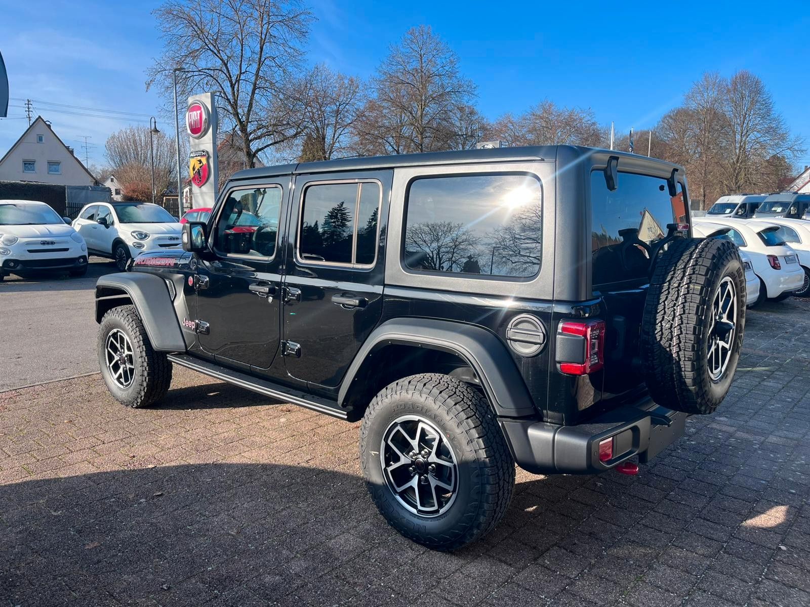 Fahrzeugabbildung Jeep Wrangler Facelift Unlimited Rubicon Benziner