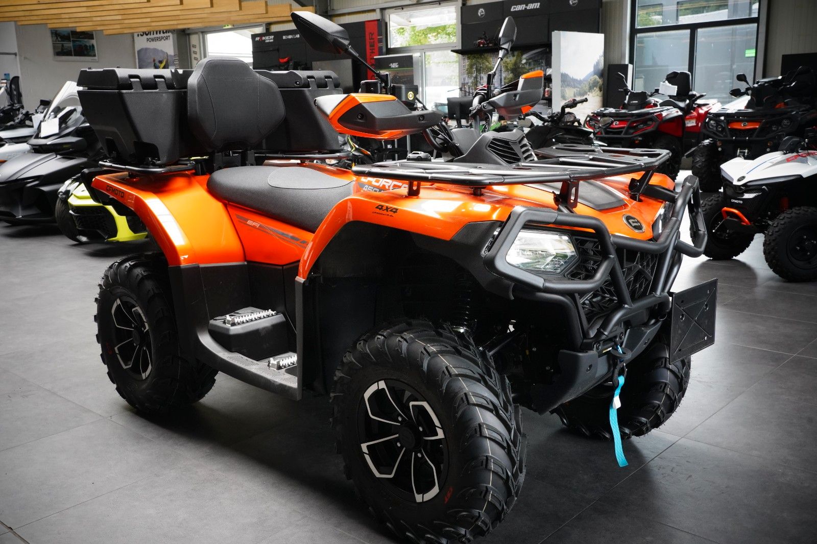 Fahrzeugabbildung CFMOTO CForce 450L 4j Gar. incl. Zubehör Paket