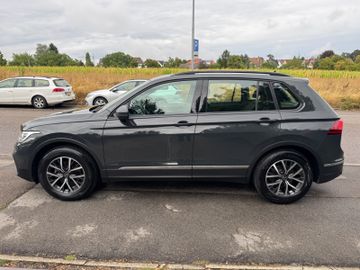 Volkswagen Tiguan - 3