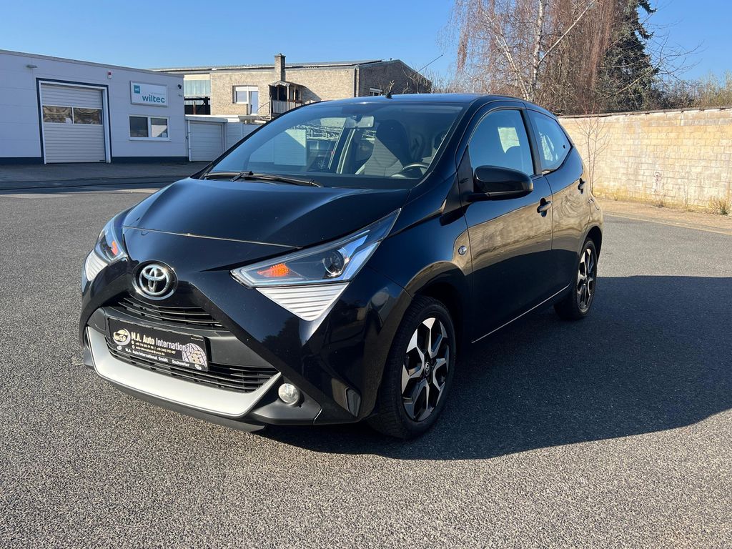 Image of Toyota Aygo (X)