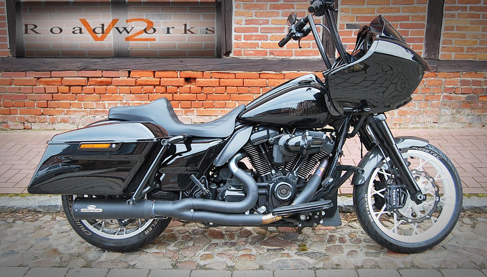 Harley-Davidson Road Glide ST FLTRXST