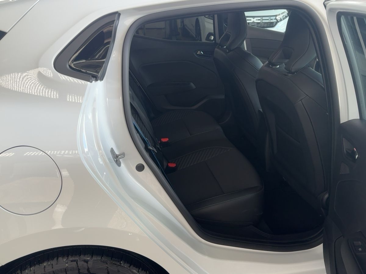 Fahrzeugabbildung Renault Clio Esprit Alpine TCe 90 SHZ*360KAMERA*