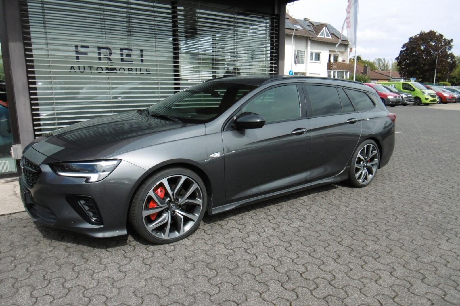 Opel Insignia B Sports Tourer GSi 4x4,AHK,20Zoll,