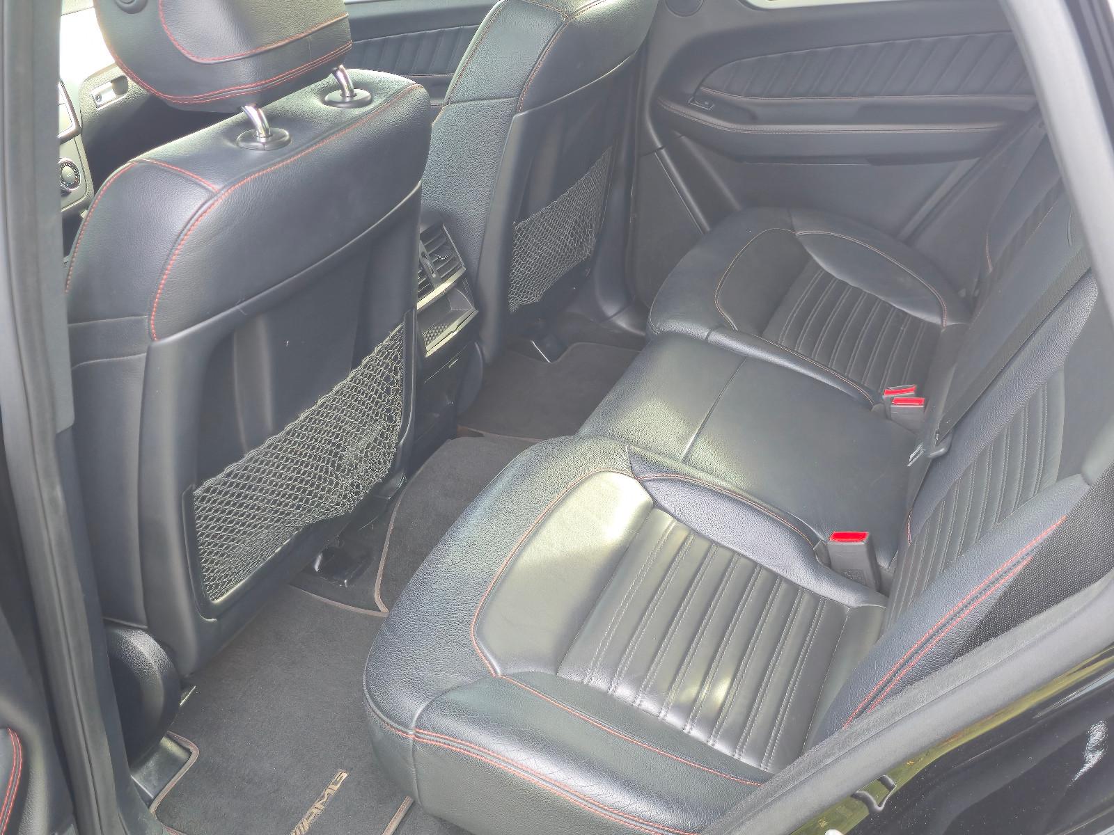 Mercedes-Benz GLE 350 d 4MATIC AMG-Line PANO HU & AU NEU